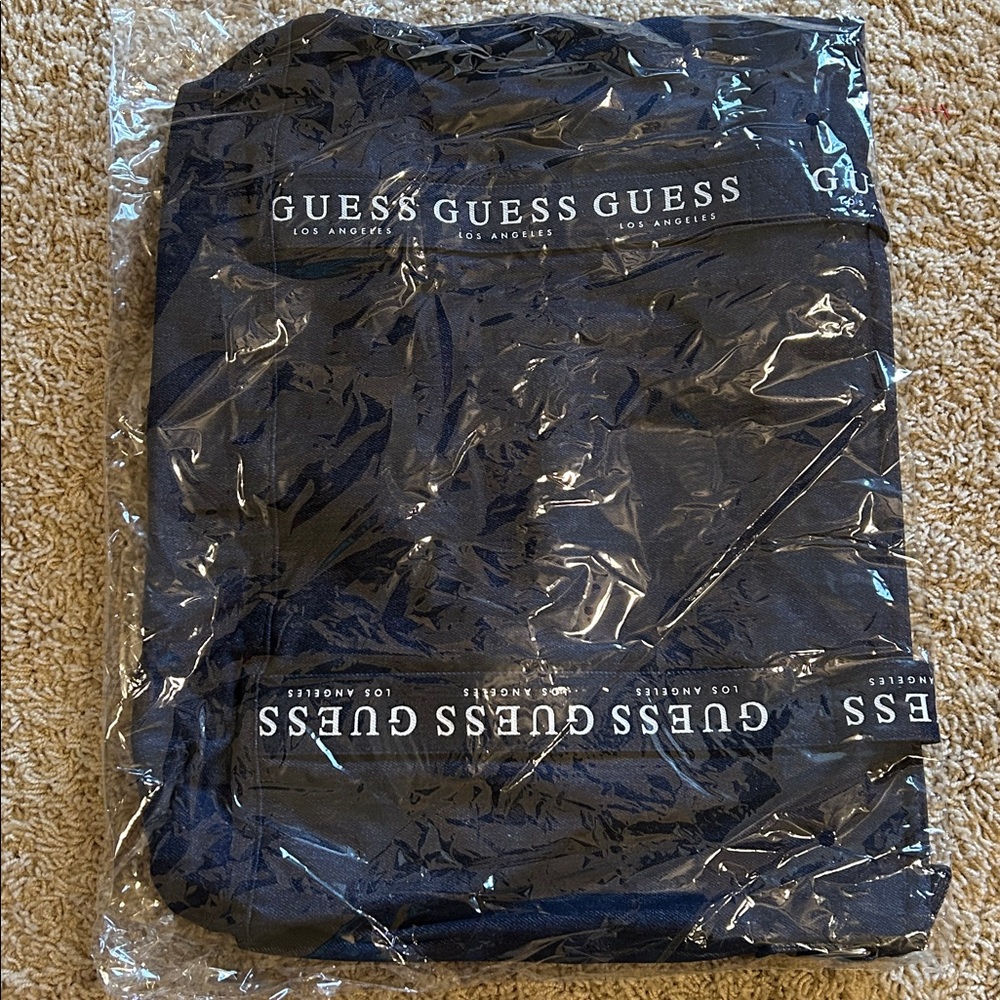 NEW Guess Denim Navy Blue Tote Bag - Picture 9 of 9